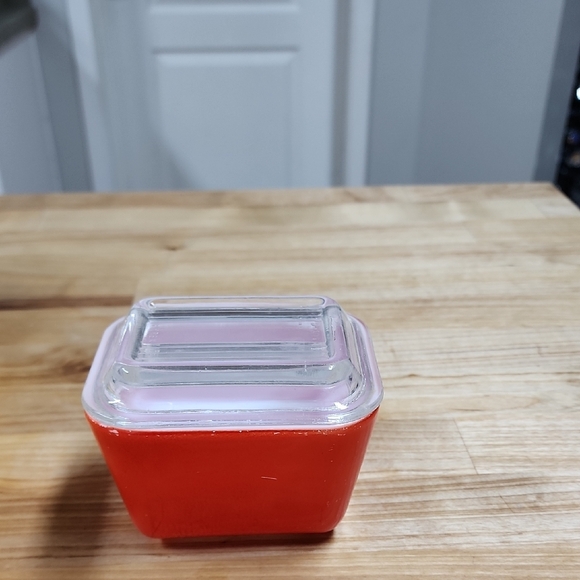 Vintage Pyrex Primary Kitchen  Glass Storage Container Set - Picture 9 of 16